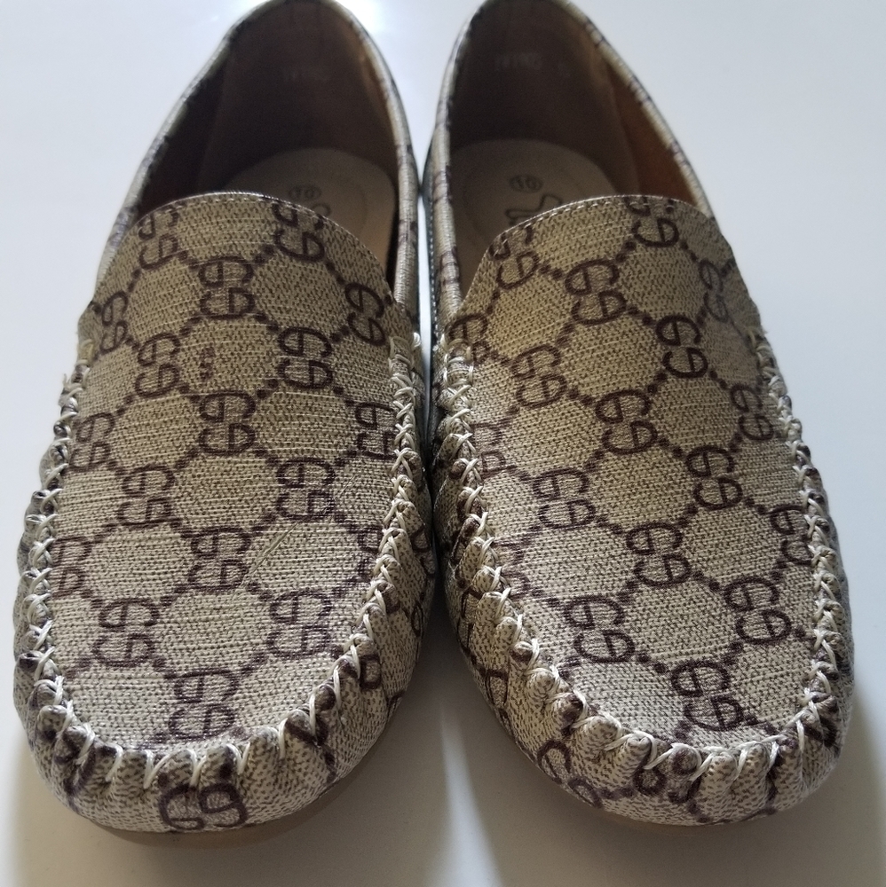 Stylish Designer Inspired Mocassins Size 10
